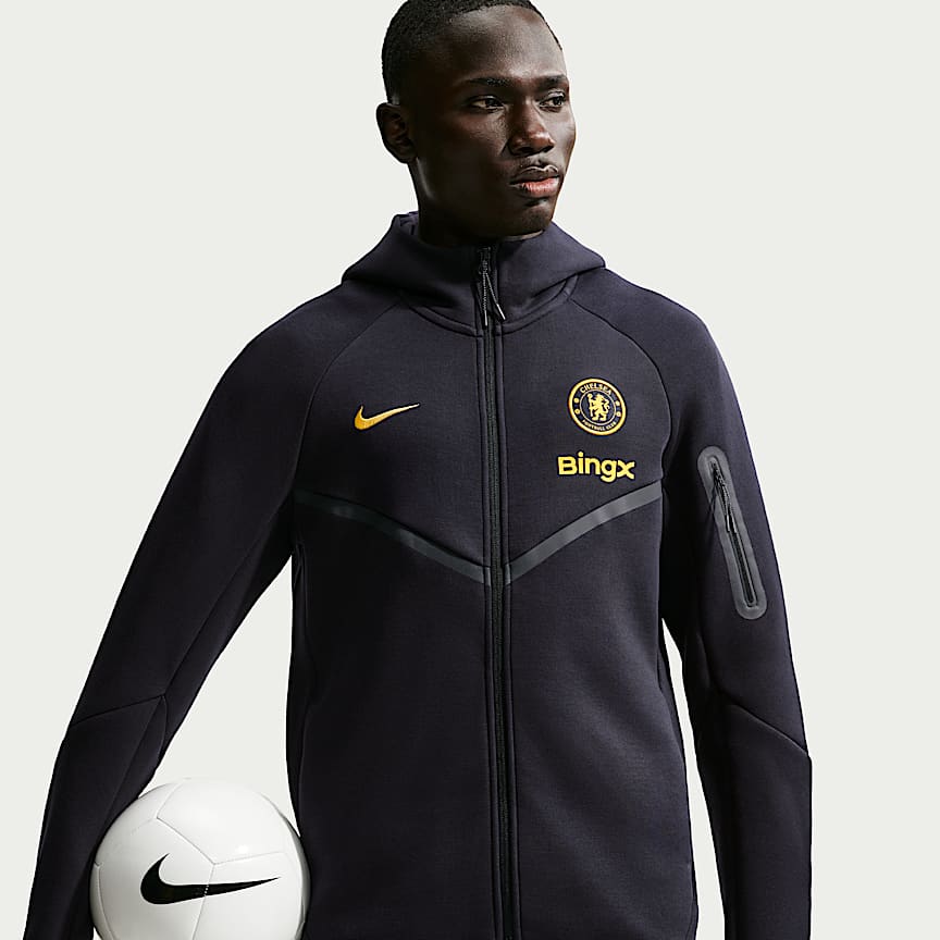 Chelsea FC Tech Windrunner Men's Nike Soccer Woven Full-Zip Jacket